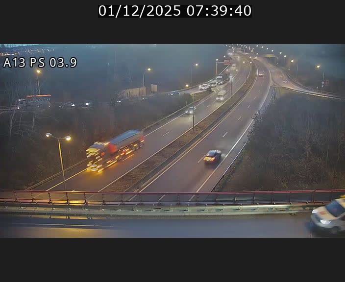 <h2>Traffic live webcam Luxembourg Differdange - A13 direction Esch-sur-Alzette - BK 3.9</h2>