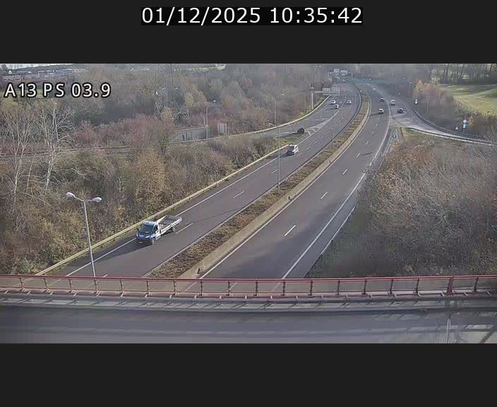 <h2>Traffic live webcam Luxembourg Differdange - A13 direction Esch-sur-Alzette - BK 3.9</h2>