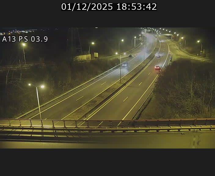 <h2>Traffic live webcam Luxembourg Differdange - A13 direction Esch-sur-Alzette - BK 3.9</h2>