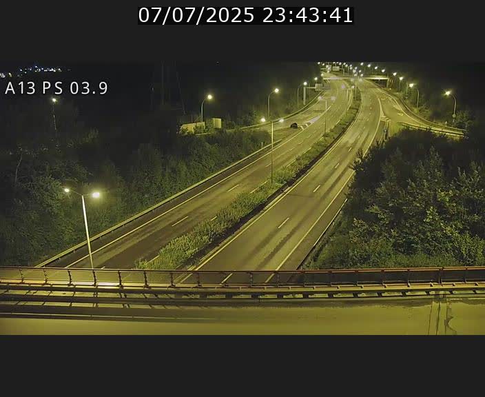Traffic live webcam Luxembourg Differdange - A13 direction Esch-sur-Alzette - BK 3.9