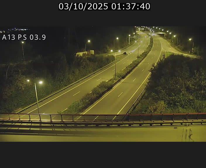 <h2>Traffic live webcam Luxembourg Differdange - A13 direction Esch-sur-Alzette - BK 3.9</h2>
