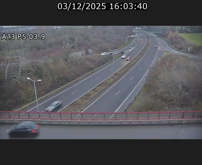 <h2>Traffic live webcam Luxembourg Differdange - A13 direction Esch-sur-Alzette - BK 3.9</h2>
