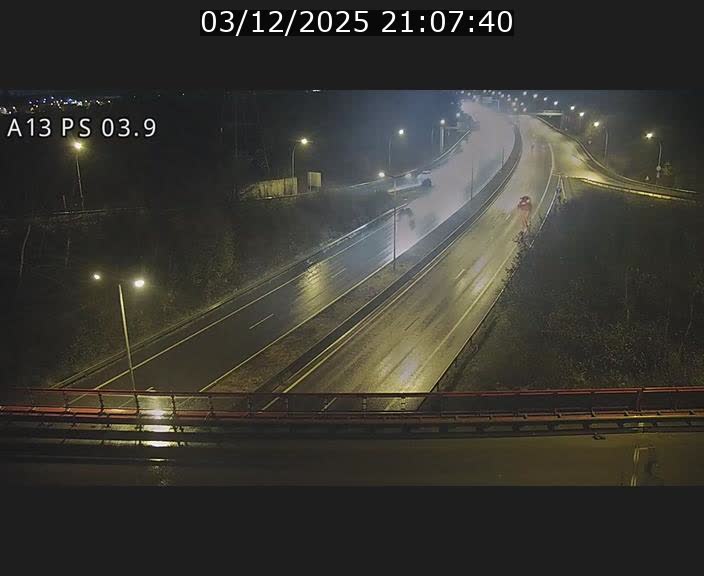 <h2>Traffic live webcam Luxembourg Differdange - A13 direction Esch-sur-Alzette - BK 3.9</h2>