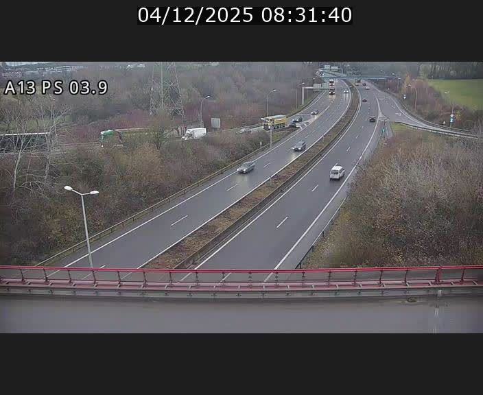 <h2>Traffic live webcam Luxembourg Differdange - A13 direction Esch-sur-Alzette - BK 3.9</h2>