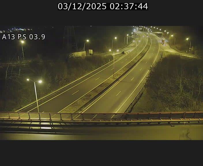 <h2>Traffic live webcam Luxembourg Differdange - A13 direction Esch-sur-Alzette - BK 3.9</h2>