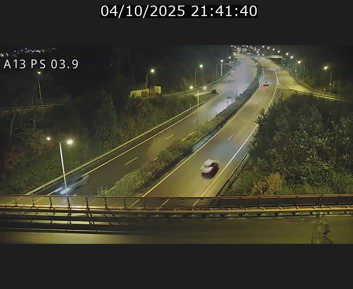 <h2>Traffic live webcam Luxembourg Differdange - A13 direction Esch-sur-Alzette - BK 3.9</h2>
