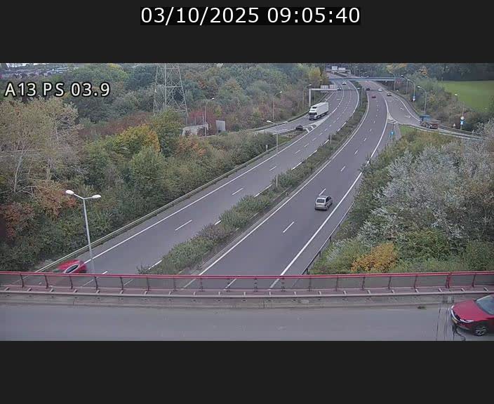 <h2>Traffic live webcam Luxembourg Differdange - A13 direction Esch-sur-Alzette - BK 3.9</h2>