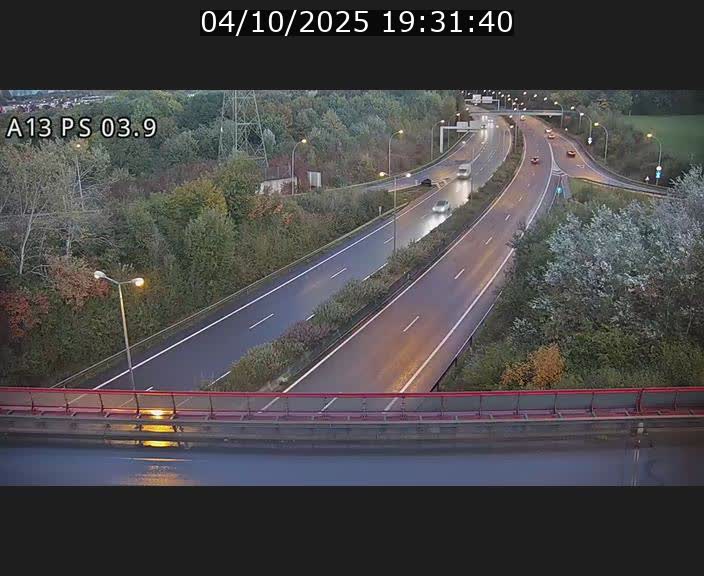 <h2>Traffic live webcam Luxembourg Differdange - A13 direction Esch-sur-Alzette - BK 3.9</h2>