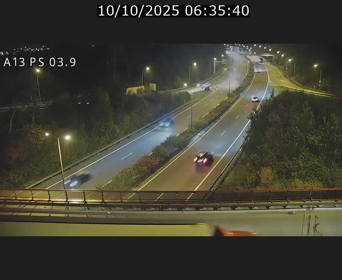 <h2>Traffic live webcam Luxembourg Differdange - A13 direction Esch-sur-Alzette - BK 3.9</h2>