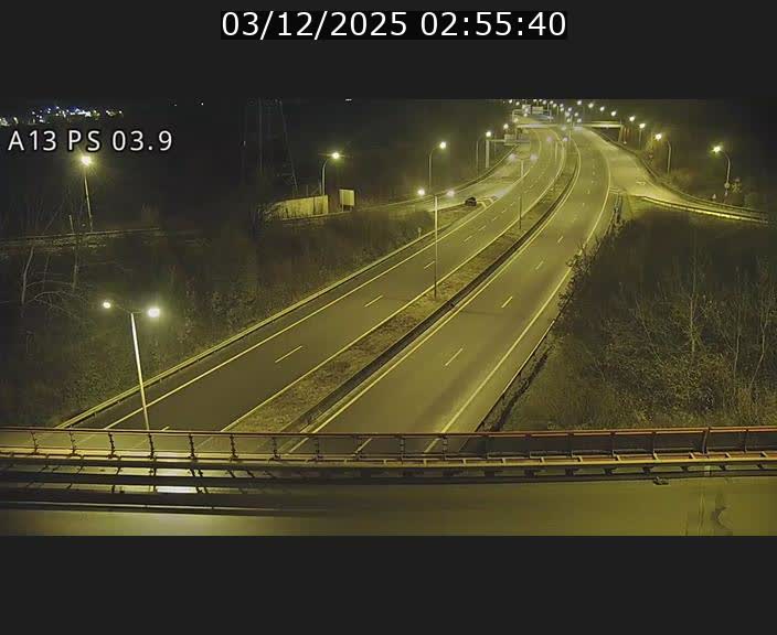 <h2>Traffic live webcam Luxembourg Differdange - A13 direction Esch-sur-Alzette - BK 3.9</h2>