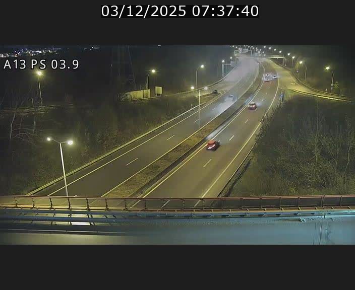 <h2>Traffic live webcam Luxembourg Differdange - A13 direction Esch-sur-Alzette - BK 3.9</h2>