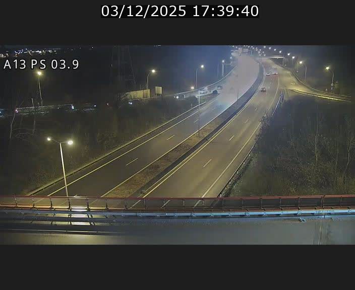 <h2>Traffic live webcam Luxembourg Differdange - A13 direction Esch-sur-Alzette - BK 3.9</h2>
