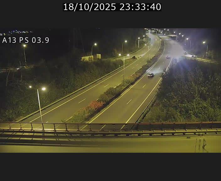<h2>Traffic live webcam Luxembourg Differdange - A13 direction Esch-sur-Alzette - BK 3.9</h2>