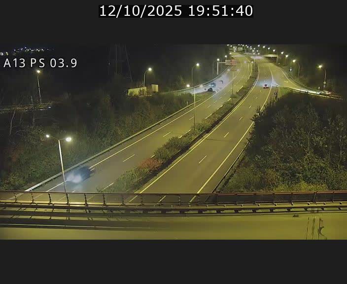 <h2>Traffic live webcam Luxembourg Differdange - A13 direction Esch-sur-Alzette - BK 3.9</h2>