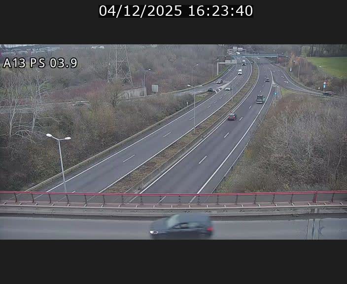 <h2>Traffic live webcam Luxembourg Differdange - A13 direction Esch-sur-Alzette - BK 3.9</h2>