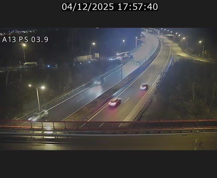 <h2>Traffic live webcam Luxembourg Differdange - A13 direction Esch-sur-Alzette - BK 3.9</h2>