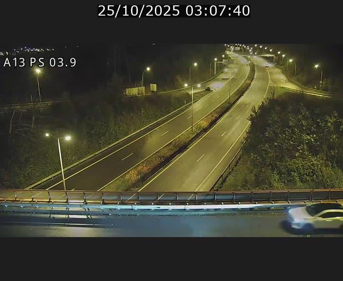 <h2>Traffic live webcam Luxembourg Differdange - A13 direction Esch-sur-Alzette - BK 3.9</h2>