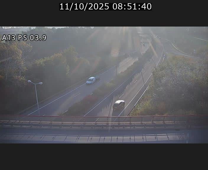<h2>Traffic live webcam Luxembourg Differdange - A13 direction Esch-sur-Alzette - BK 3.9</h2>