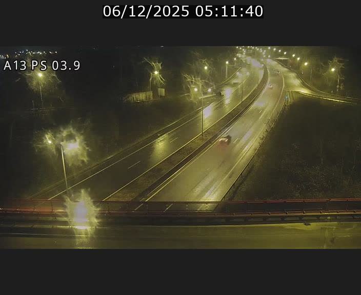 <h2>Traffic live webcam Luxembourg Differdange - A13 direction Esch-sur-Alzette - BK 3.9</h2>
