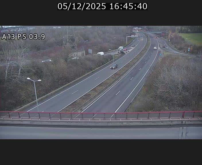 <h2>Traffic live webcam Luxembourg Differdange - A13 direction Esch-sur-Alzette - BK 3.9</h2>