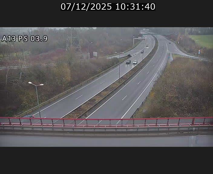 <h2>Traffic live webcam Luxembourg Differdange - A13 direction Esch-sur-Alzette - BK 3.9</h2>