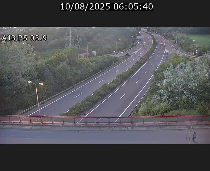 <h2>Traffic live webcam Luxembourg Differdange - A13 direction Esch-sur-Alzette - BK 3.9</h2>