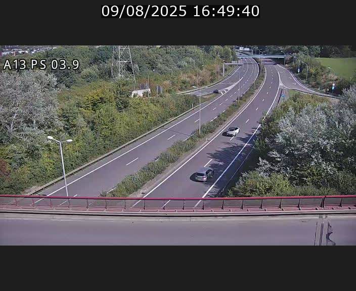 <h2>Traffic live webcam Luxembourg Differdange - A13 direction Esch-sur-Alzette - BK 3.9</h2>