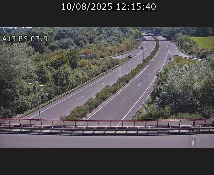 <h2>Traffic live webcam Luxembourg Differdange - A13 direction Esch-sur-Alzette - BK 3.9</h2>