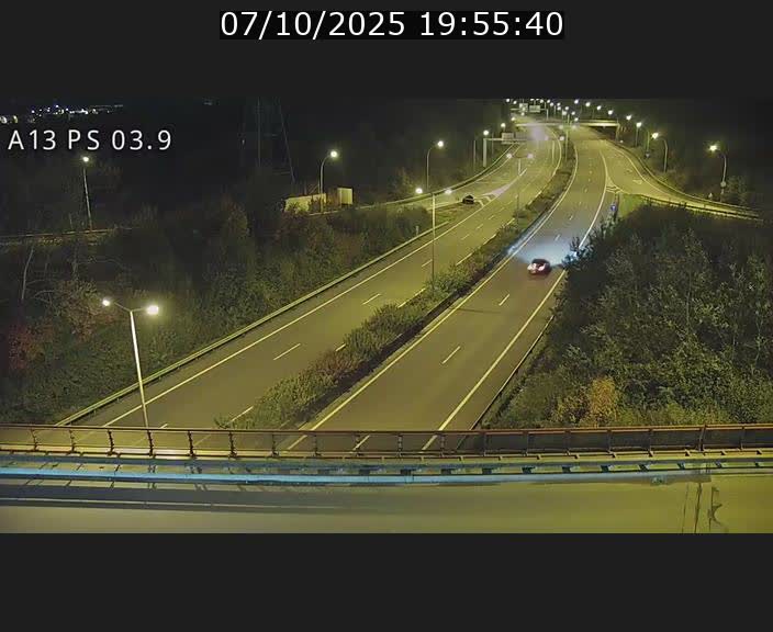 <h2>Traffic live webcam Luxembourg Differdange - A13 direction Esch-sur-Alzette - BK 3.9</h2>