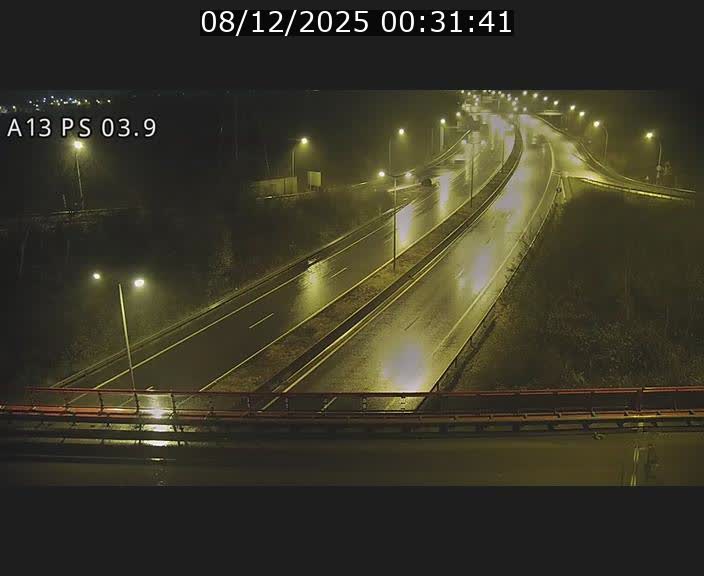 <h2>Traffic live webcam Luxembourg Differdange - A13 direction Esch-sur-Alzette - BK 3.9</h2>