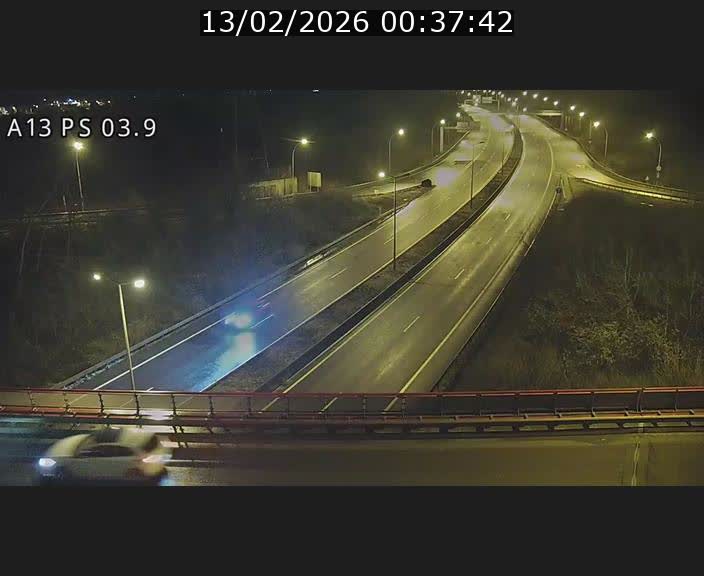 <h2>Traffic live webcam Luxembourg Differdange - A13 direction Esch-sur-Alzette - BK 3.9</h2>