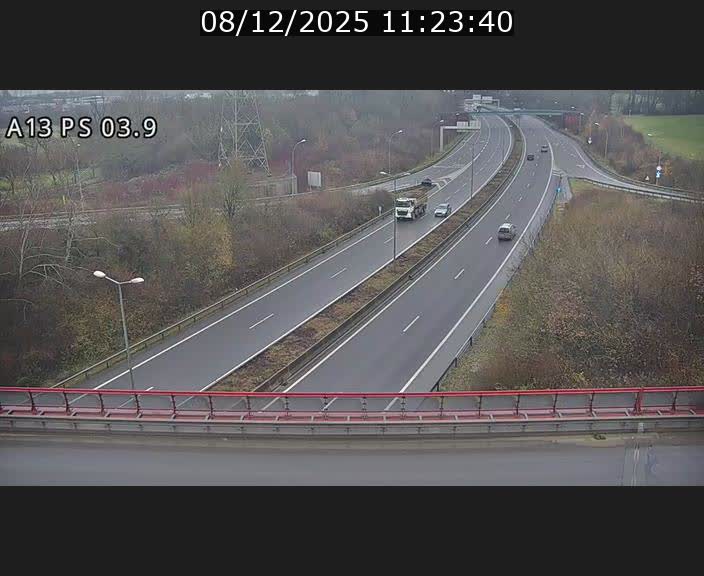 <h2>Traffic live webcam Luxembourg Differdange - A13 direction Esch-sur-Alzette - BK 3.9</h2>
