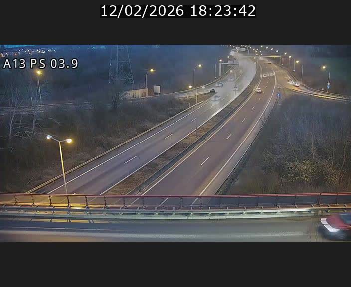 <h2>Traffic live webcam Luxembourg Differdange - A13 direction Esch-sur-Alzette - BK 3.9</h2>