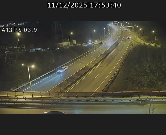<h2>Traffic live webcam Luxembourg Differdange - A13 direction Esch-sur-Alzette - BK 3.9</h2>