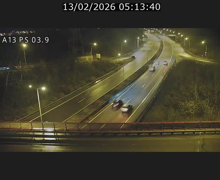 <h2>Traffic live webcam Luxembourg Differdange - A13 direction Esch-sur-Alzette - BK 3.9</h2>