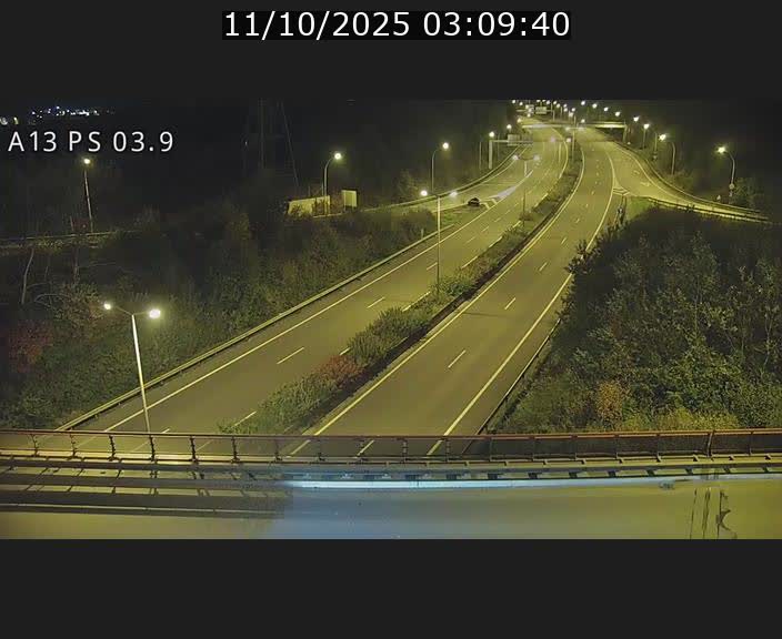 <h2>Traffic live webcam Luxembourg Differdange - A13 direction Esch-sur-Alzette - BK 3.9</h2>