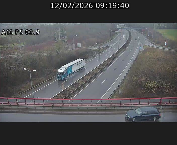 <h2>Traffic live webcam Luxembourg Differdange - A13 direction Esch-sur-Alzette - BK 3.9</h2>