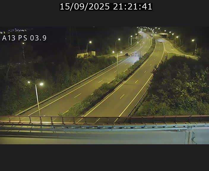 <h2>Traffic live webcam Luxembourg Differdange - A13 direction Esch-sur-Alzette - BK 3.9</h2>