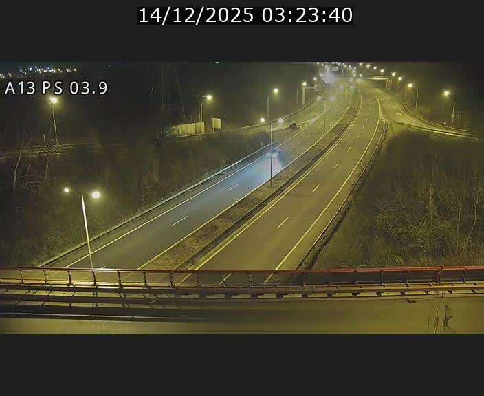 <h2>Traffic live webcam Luxembourg Differdange - A13 direction Esch-sur-Alzette - BK 3.9</h2>