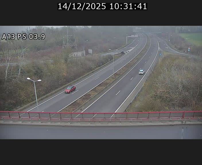 <h2>Traffic live webcam Luxembourg Differdange - A13 direction Esch-sur-Alzette - BK 3.9</h2>