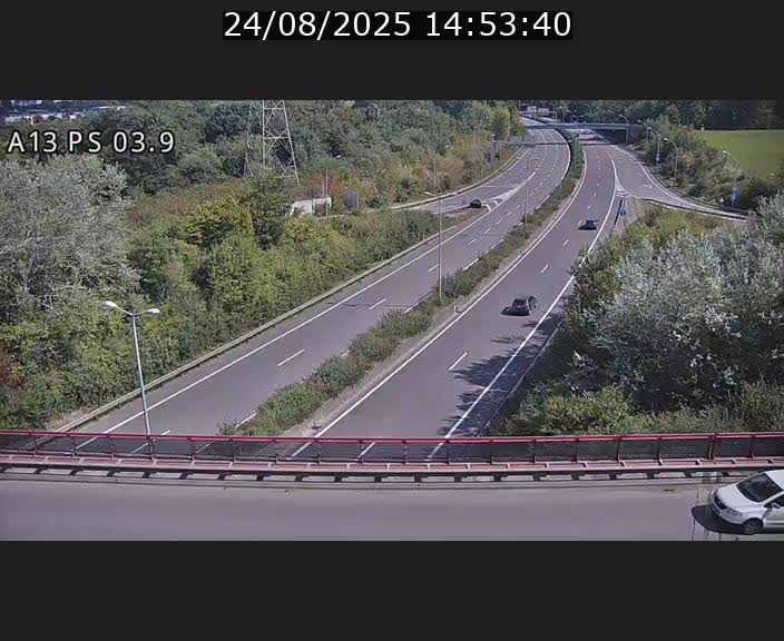 <h2>Traffic live webcam Luxembourg Differdange - A13 direction Esch-sur-Alzette - BK 3.9</h2>