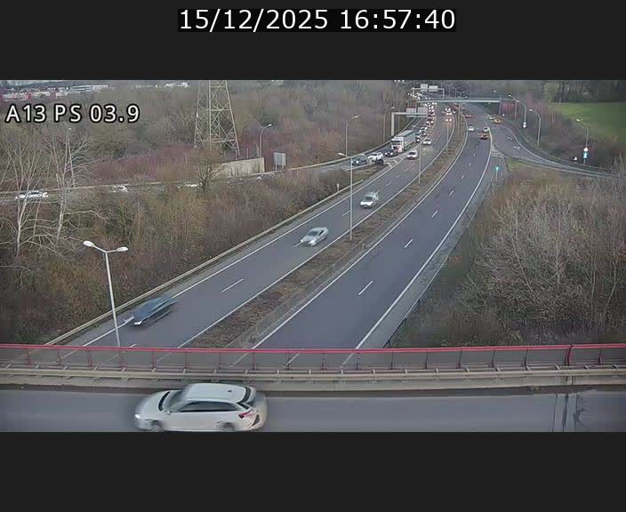 <h2>Traffic live webcam Luxembourg Differdange - A13 direction Esch-sur-Alzette - BK 3.9</h2>