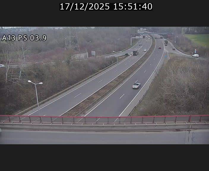 <h2>Traffic live webcam Luxembourg Differdange - A13 direction Esch-sur-Alzette - BK 3.9</h2>