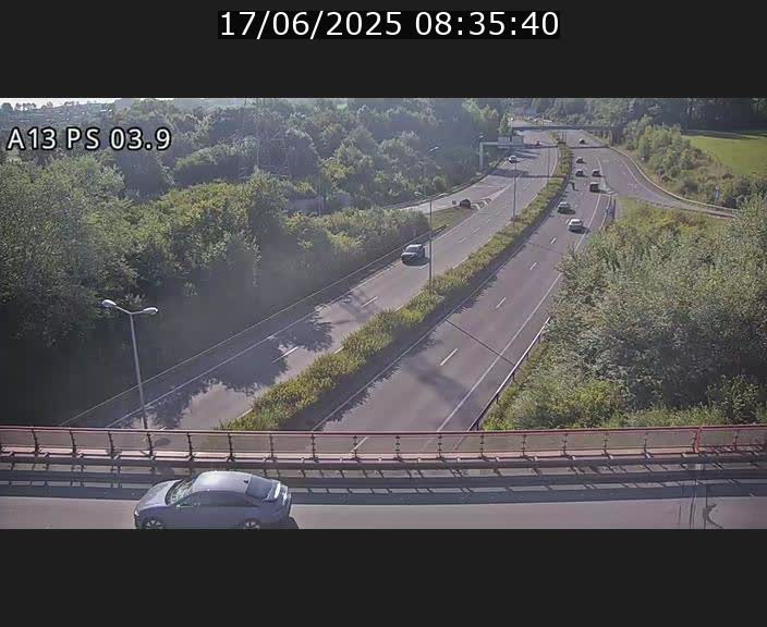 <h2>Traffic live webcam Luxembourg Differdange - A13 direction Esch-sur-Alzette - BK 3.9</h2>
