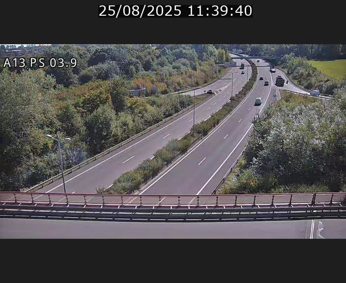 <h2>Traffic live webcam Luxembourg Differdange - A13 direction Esch-sur-Alzette - BK 3.9</h2>
