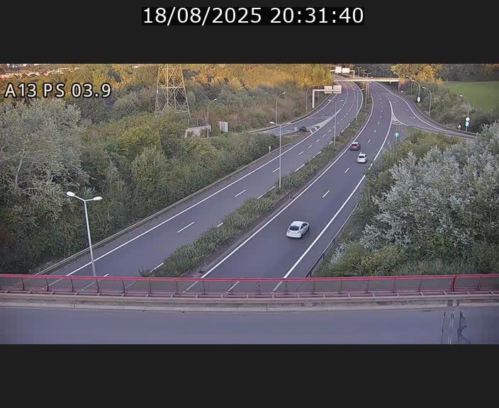 <h2>Traffic live webcam Luxembourg Differdange - A13 direction Esch-sur-Alzette - BK 3.9</h2>