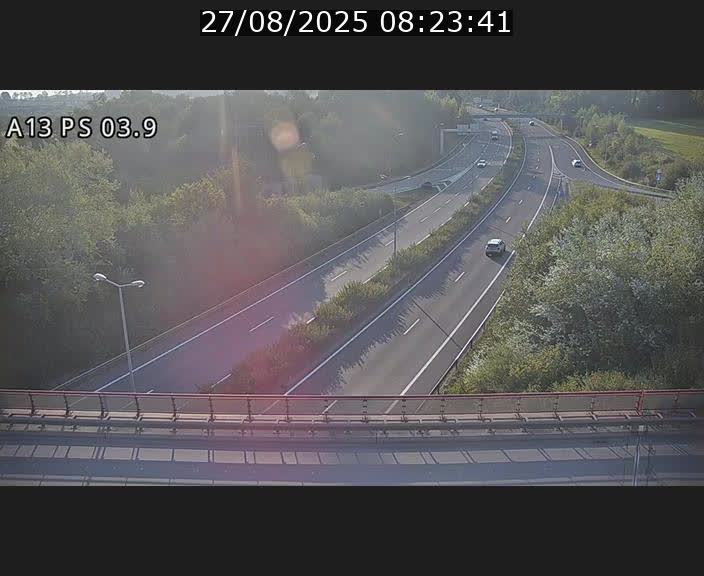 <h2>Traffic live webcam Luxembourg Differdange - A13 direction Esch-sur-Alzette - BK 3.9</h2>