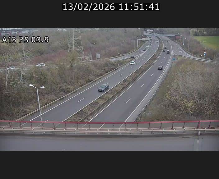 <h2>Traffic live webcam Luxembourg Differdange - A13 direction Esch-sur-Alzette - BK 3.9</h2>