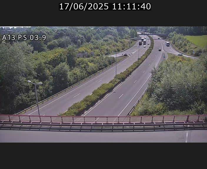 <h2>Traffic live webcam Luxembourg Differdange - A13 direction Esch-sur-Alzette - BK 3.9</h2>