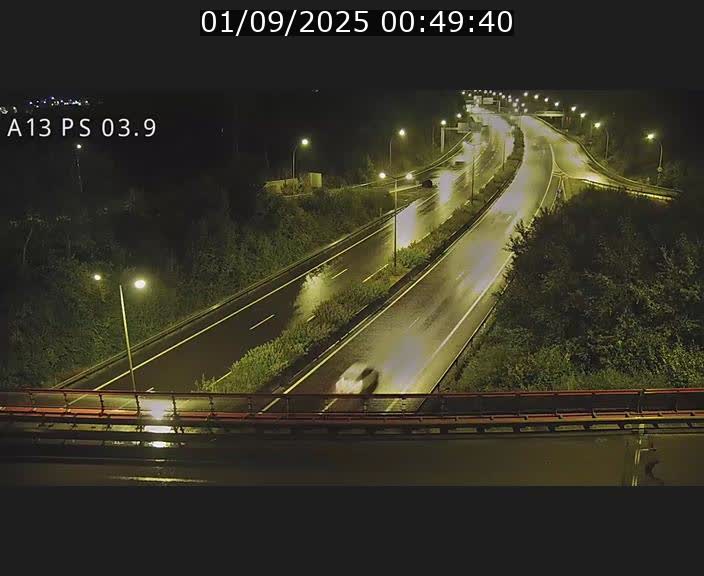 <h2>Traffic live webcam Luxembourg Differdange - A13 direction Esch-sur-Alzette - BK 3.9</h2>